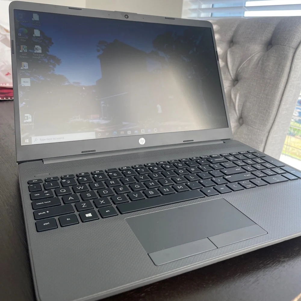 Brand new HP computer in the Box